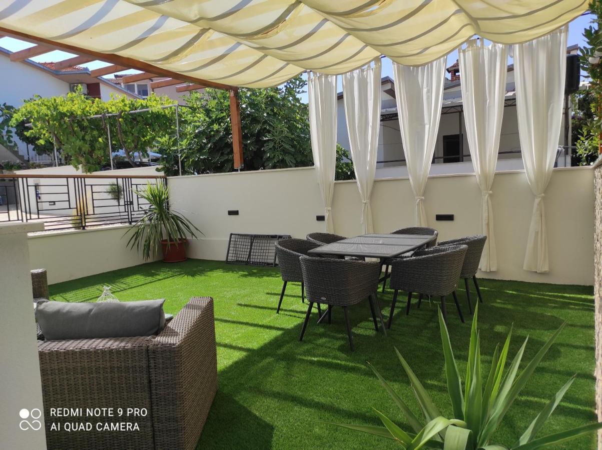 Villa Borna B20 Trogir Bagian luar foto